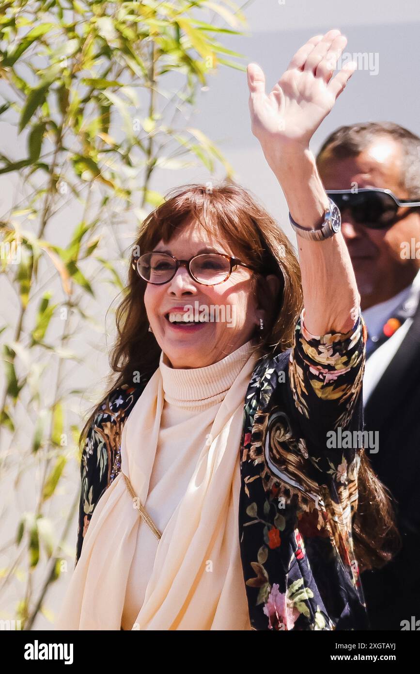 Talia Shire trifft am 17. Mai 2024 beim Fotoaufruf von Megalopolis während des 77. Festivals de Cannes in Cannes ein (Foto: Alessandro Bremec/NurPhoto). Stockfoto