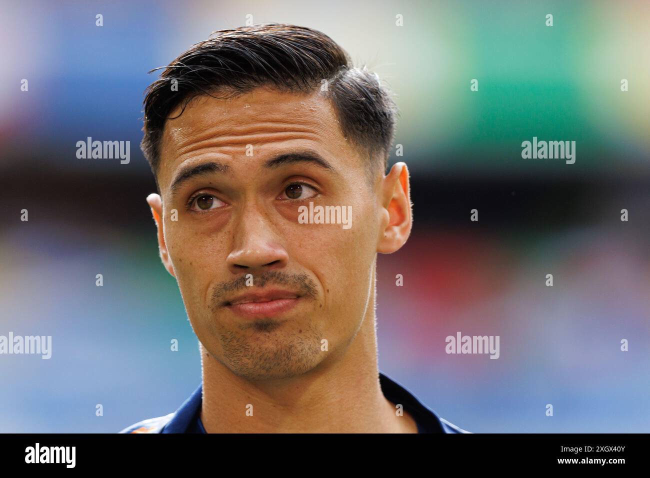 Tijjjani Reijnders im Achtelfinale der UEFA Euro 2024 zwischen den Nationalmannschaften Rumäniens und der Niederlande in der Allianz Arena in München (M Stockfoto
