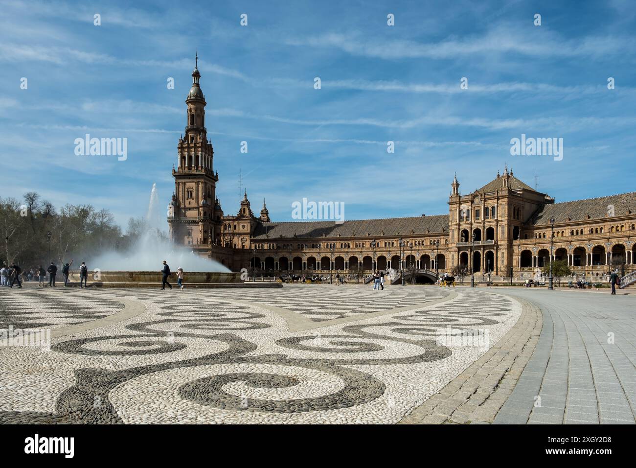 Detail der Plaza de España, ein architektonisches Ensemble im Park María Luisa in der Stadt Sevilla (Andalusien, Spanien). Stockfoto