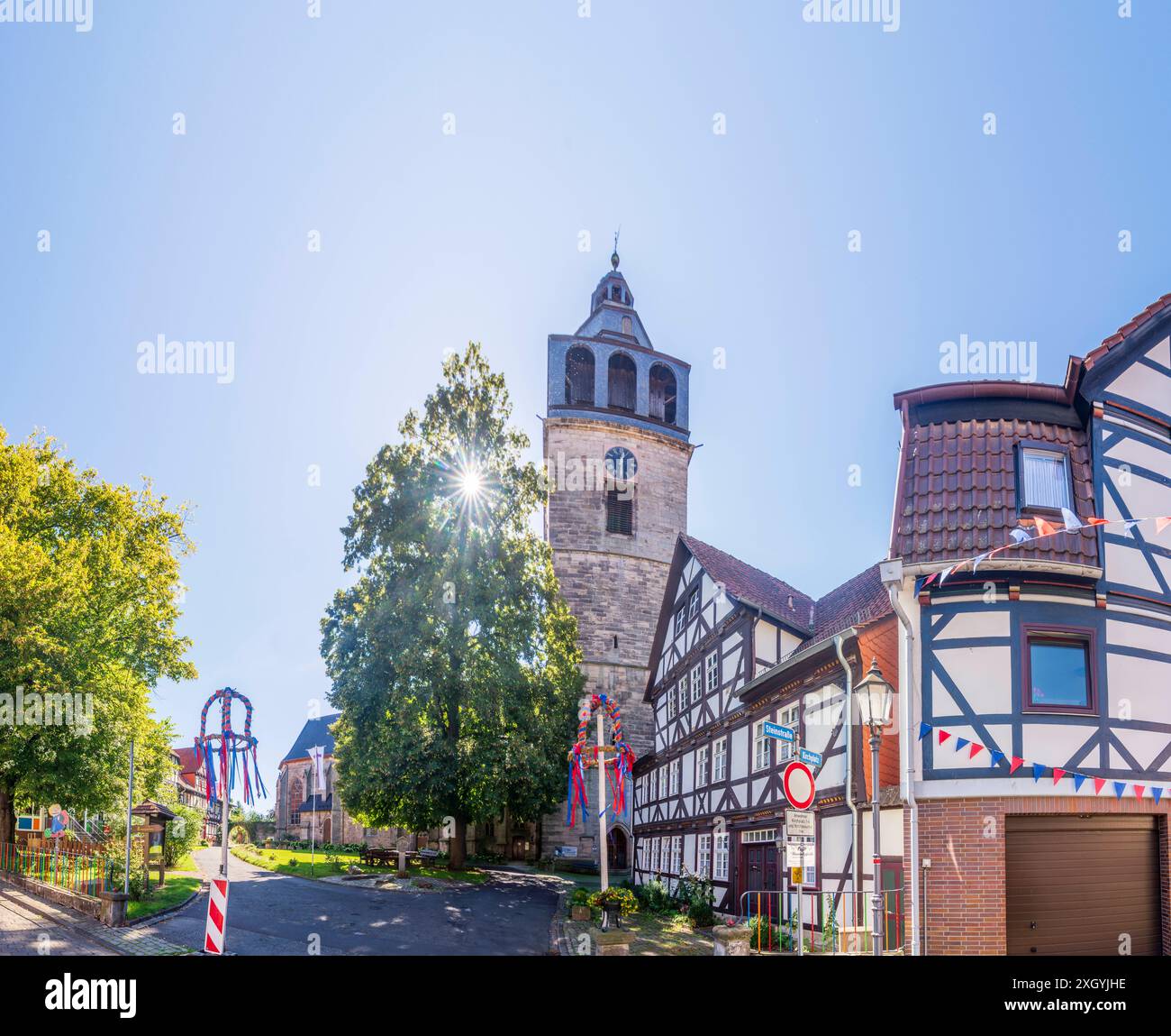 Altstadt, Fachwerkhäuser, Kirche St. Crucis in Allendorf Bad Sooden-Allendorf Nordhessen Hessen, Hessen Deutschland Stockfoto