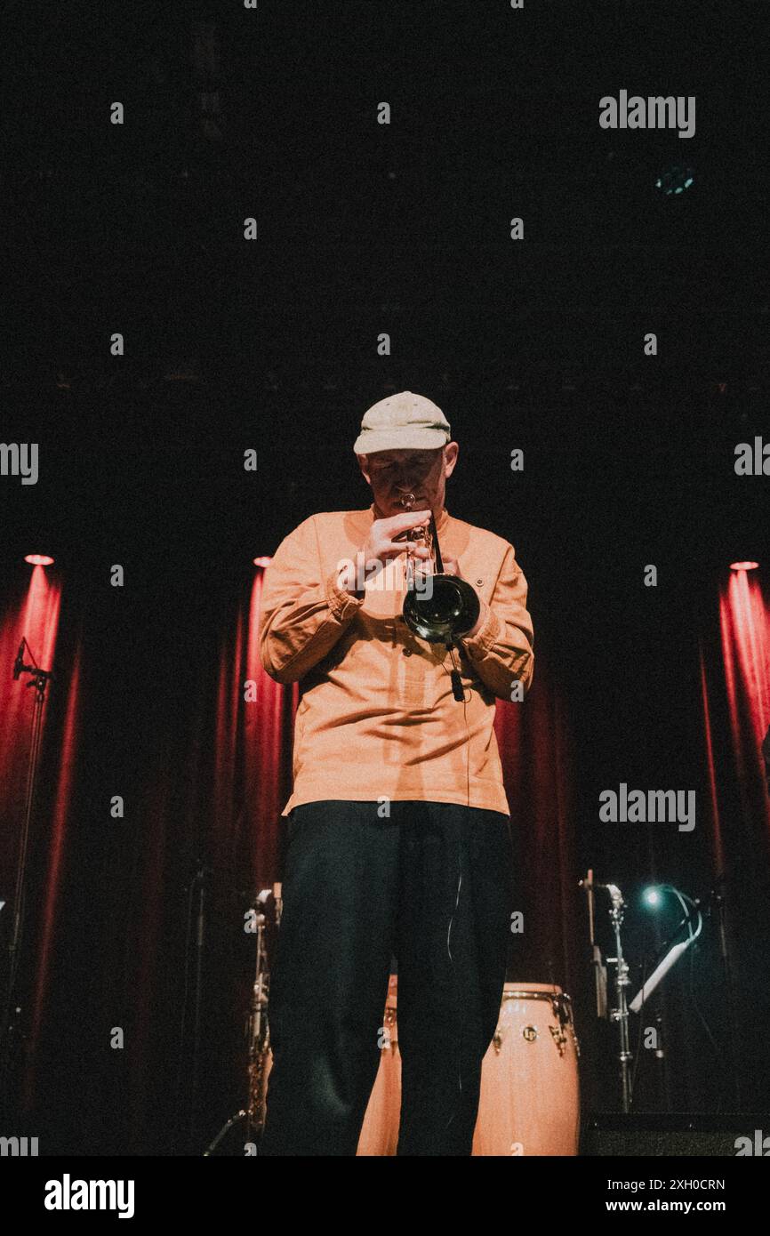 Kopenhagen, Dänemark. Juli 2024. Der englische Jazzmusiker und Komponist Matthew Halsall konzertiert in Bremen während des Copenhagen Jazz Festivals 2024 in Kopenhagen. Stockfoto