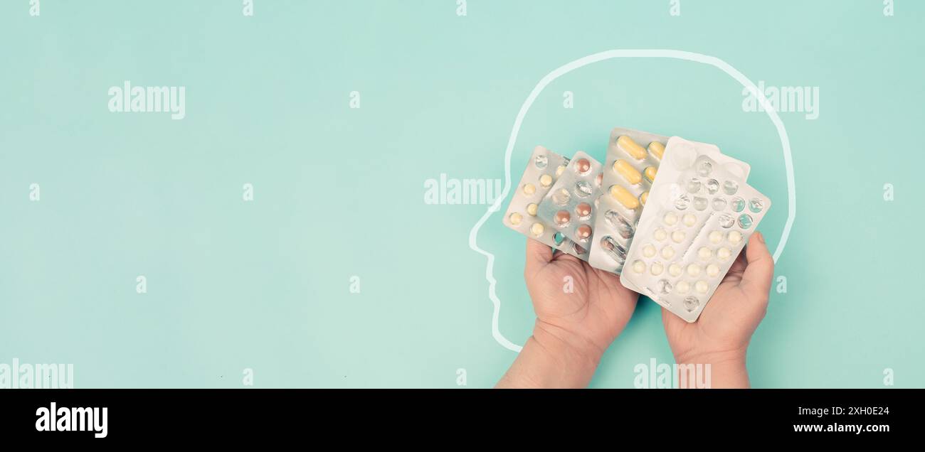 Medikamentenpille, Depression, sucht nach Nahrungsergänzungsmitteln und Überdosis, Medikamentenverordnung, Apothekentabletten, Gesundheitspflege und Behandlung Stockfoto