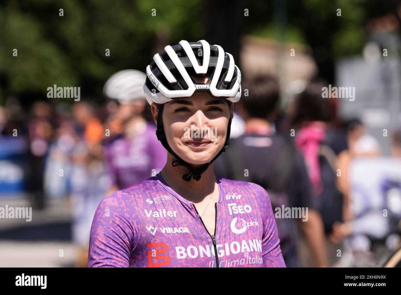 Frontone, Italien. Juli 2024. CIPRIANI Carmela (Bepink &#x2013; Bongioanni) während der 5. Etappe der Giro d'Italia Women, von Frontone nach Foligno, Italien Donnerstag, 11. Juli 2024. Sport - Radsport . (Foto: Massimo Paolone/LaPresse) Credit: LaPresse/Alamy Live News Stockfoto