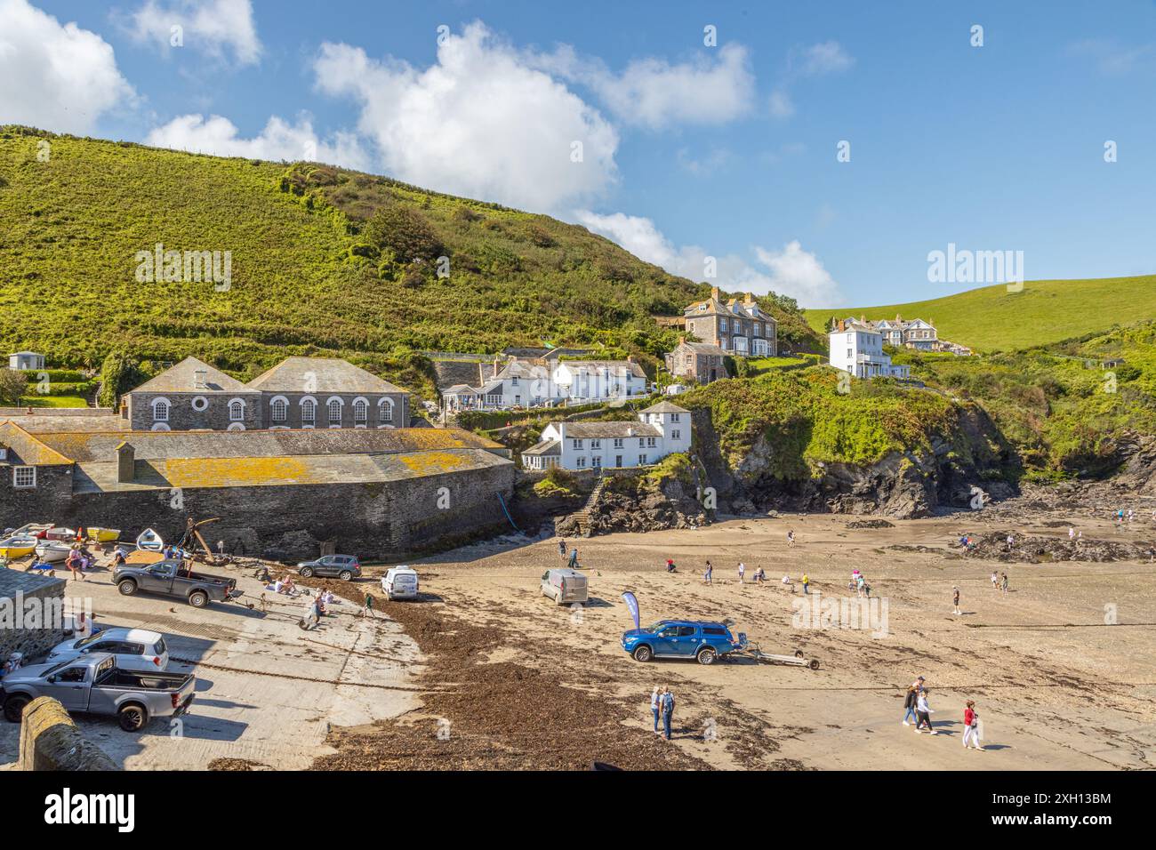 Port Isaac idyllisches, malerisches Fischerdorf Cornwall aus dem 14. Jahrhundert, populär durch die erfolgreiche TV-Serie Doc Martin mit Martin Clunes, Cornwall England, Großbritannien Stockfoto