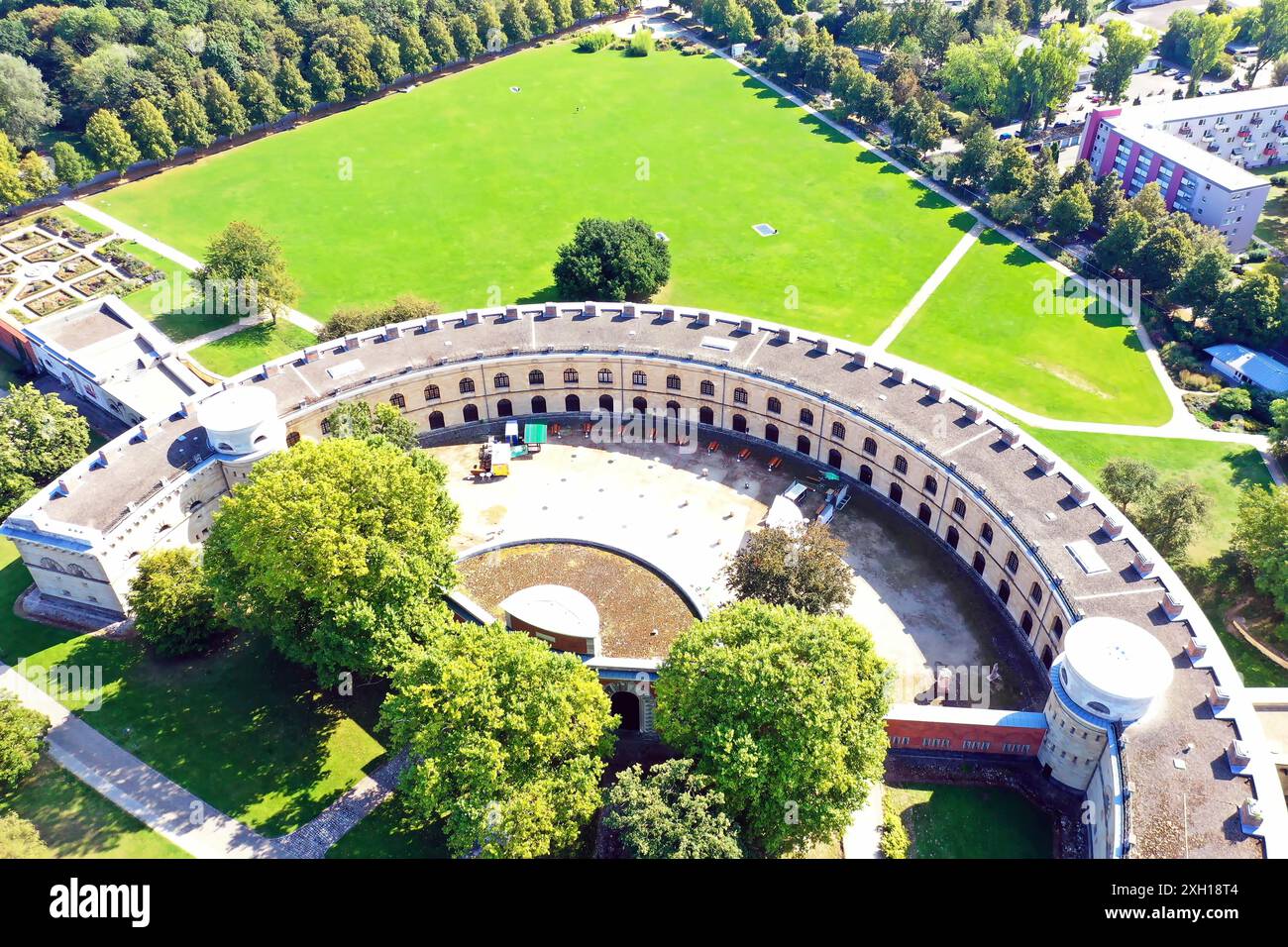 Luftaufnahme von Ingolstadt bei schönem Wetter Stockfoto