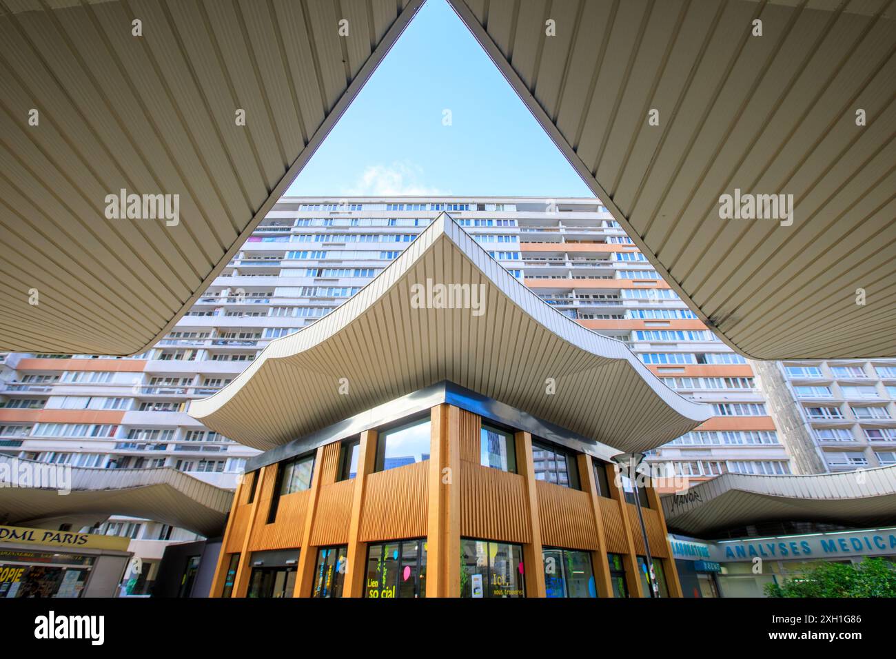 Frankreich, Region Ile-de-France, 13. Arrondissement Paris, Esplanade des Bezirks Les Olympiades, 75 rue du Javelot, Tour Athènes (Turm benannt nach der Stadt Athen), Stockfoto