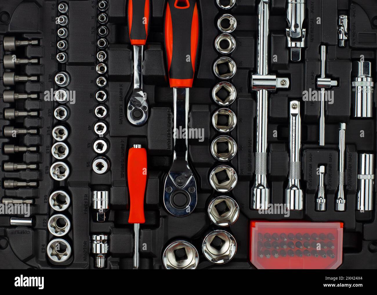 Umfassender Steckschlüssel- und Werkzeugsatz Stockfoto
