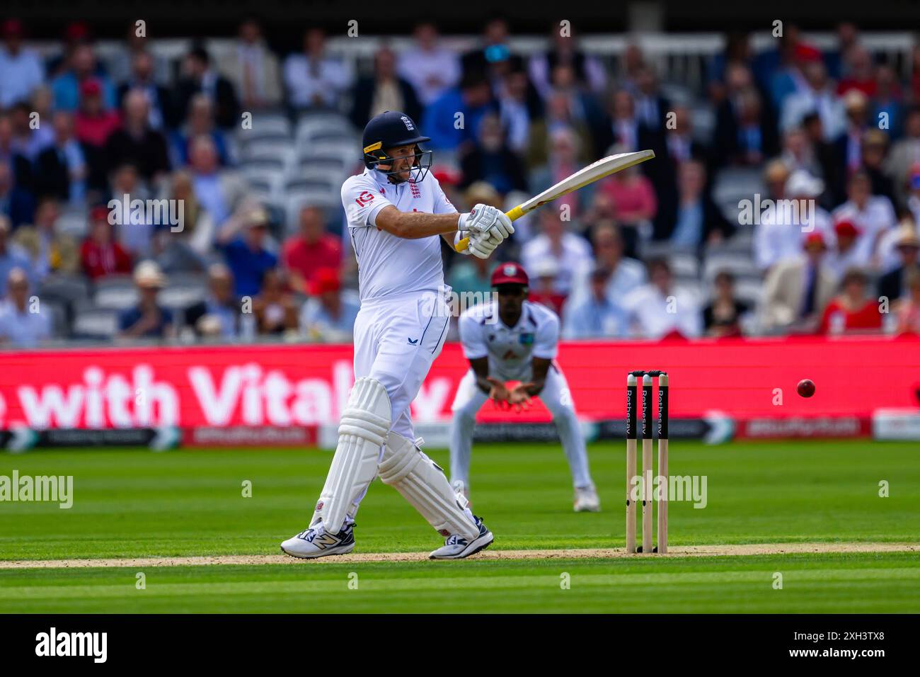 LONDON, VEREINIGTES KÖNIGREICH. 11. Juli, 24. Joe Root of England im 2. Tag-Spiel während England Men vs West Indies 1. Rothesay Test Match auf dem Lord's Cricket Ground am Donnerstag, den 11. Juli 2024 in LONDON ENGLAND. Quelle: Taka Wu/Alamy Live News Stockfoto