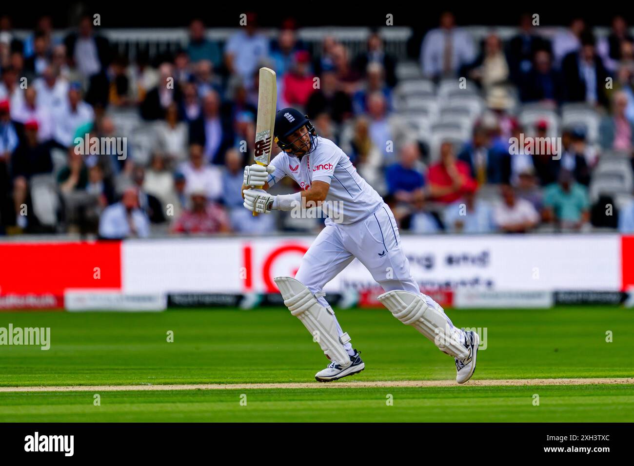 LONDON, VEREINIGTES KÖNIGREICH. 11. Juli, 24. Joe Root of England im 2. Tag-Spiel während England Men vs West Indies 1. Rothesay Test Match auf dem Lord's Cricket Ground am Donnerstag, den 11. Juli 2024 in LONDON ENGLAND. Quelle: Taka Wu/Alamy Live News Stockfoto