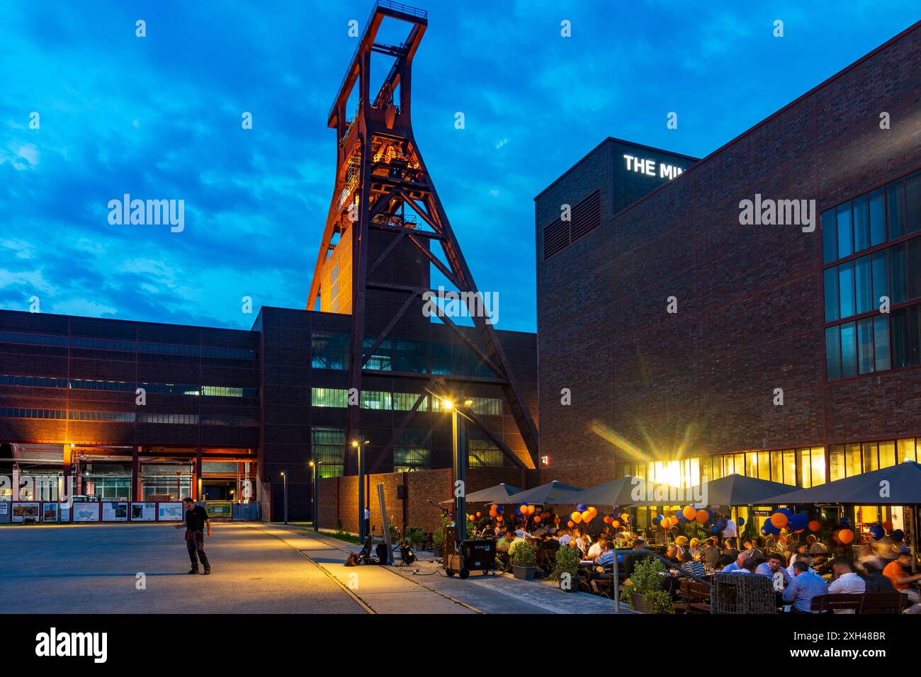 Essen: Zeche Zollverein Kohlebergwerk Industrieanlage, Schacht 12, das Bergwerksrestaurant im Ruhrgebiet, Nordrhein-Westfalen, Nordrhein-Westfalen Stockfoto