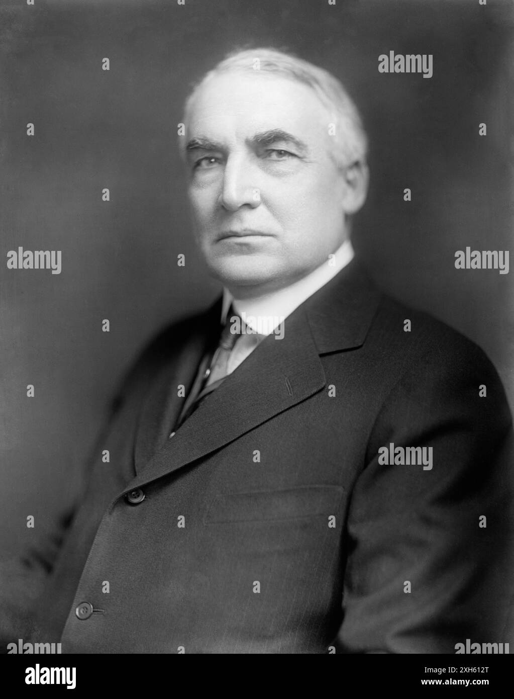 Porträt von Warren G. Harding. Cira 1920. Etwa 55 Jahre alt. Von Harris & Ewing. Stockfoto