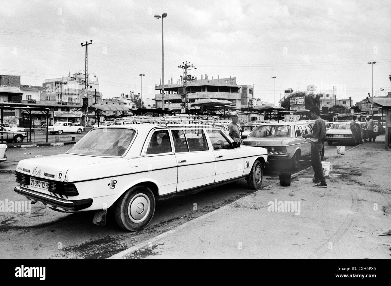 Palästina, Gaza, 23.09.1993 Archiv: 43-33-08a Stadtfotos Gaza Foto: Autowaschanlage bei der Arbeit [automatisierte Übersetzung] Stockfoto