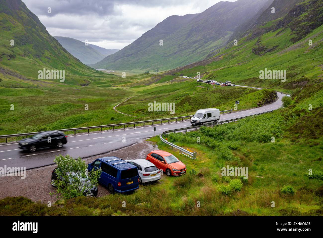Die malerische a82 verläuft durch die Berge oberhalb von Ballachulish in den West Highlands Schottlands. Stockfoto