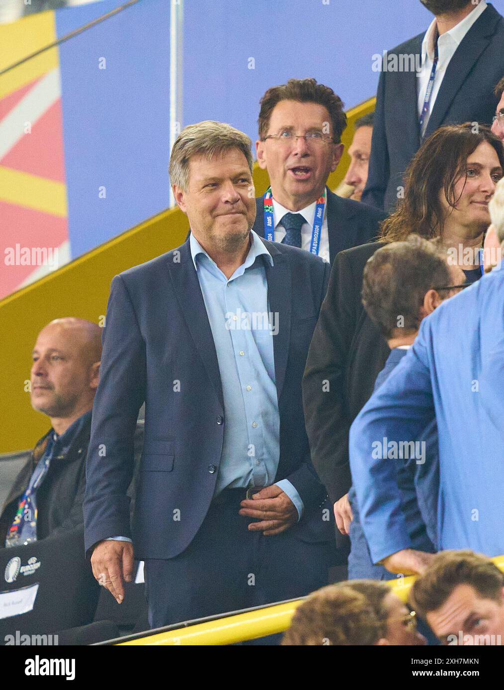Dortmund, Deutschland. Juli 2024. Robert Habeck, Vize-Kanzer Deutschland, Bundesminister für Wirtschaft und Klimaschutz der Bundesrepublik Deutschland, die Gruenen, im Halbfinalspiel NIEDERLANDE - ENGLAND 1-2 bei der UEFA-Europameisterschaft 2024 am 10. Juli 2024 in Dortmund. Fotograf: ddp Images/STAR-Images Credit: ddp Media GmbH/Alamy Live News Stockfoto