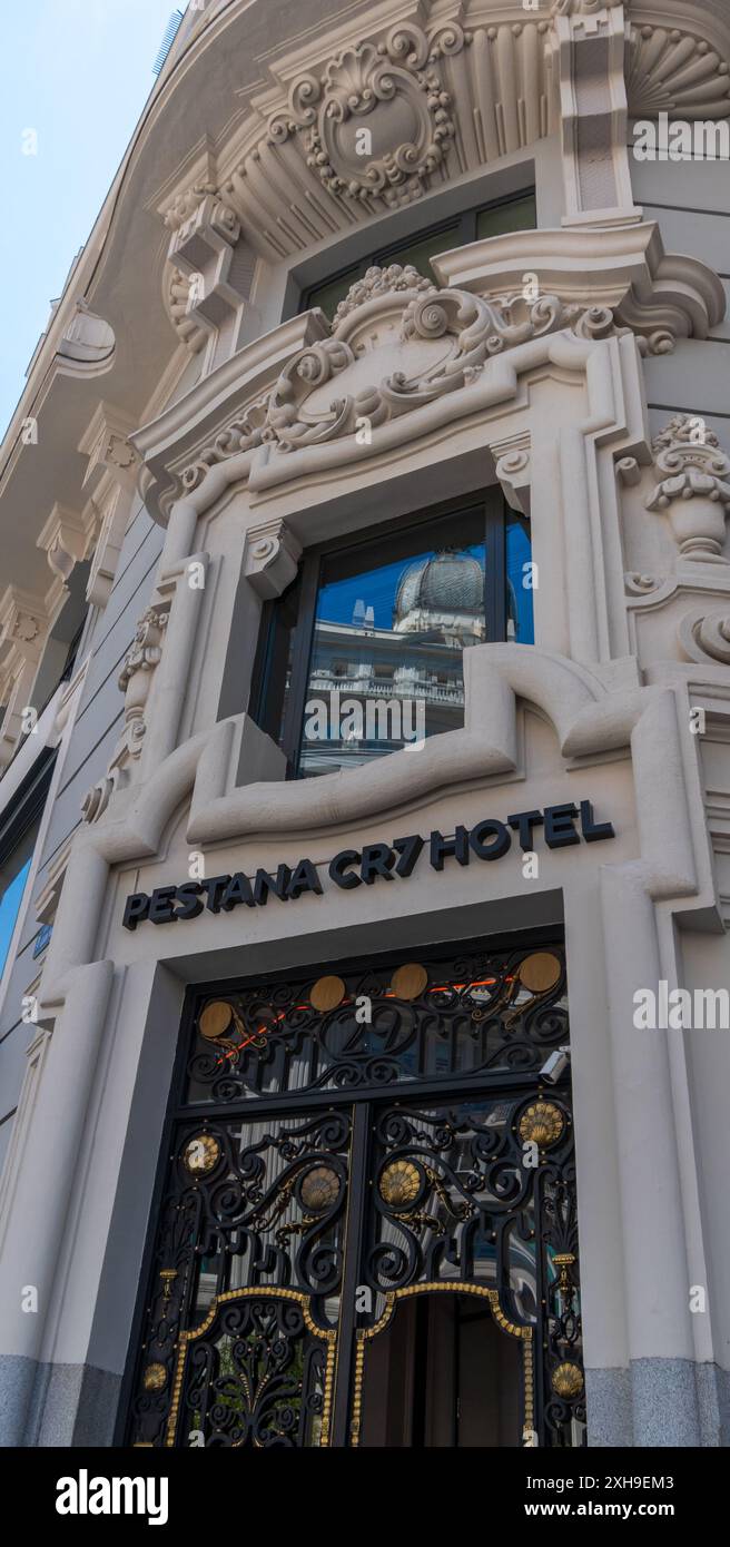 Madrid, Spanien - 07 06 2024 : das Pestana CR7 Hotel auf der Gran Via Stockfoto