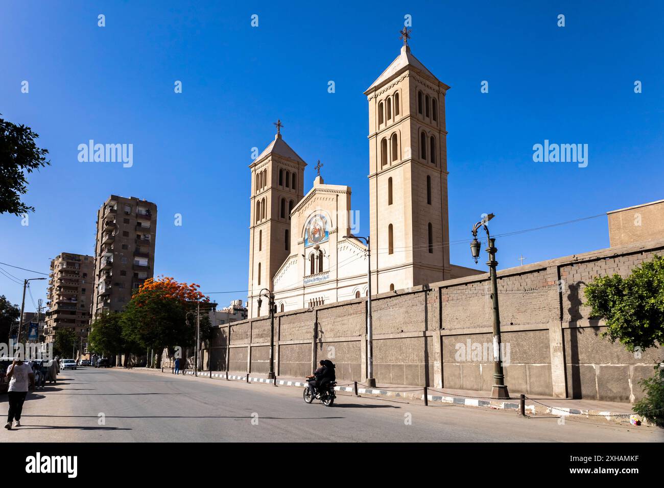 Minya Stadt, Kirche, Innenstadt in der Nähe des Bahnhofs, Westufer des Nils, Minya, Ägypten, Nordafrika, Afrika Stockfoto