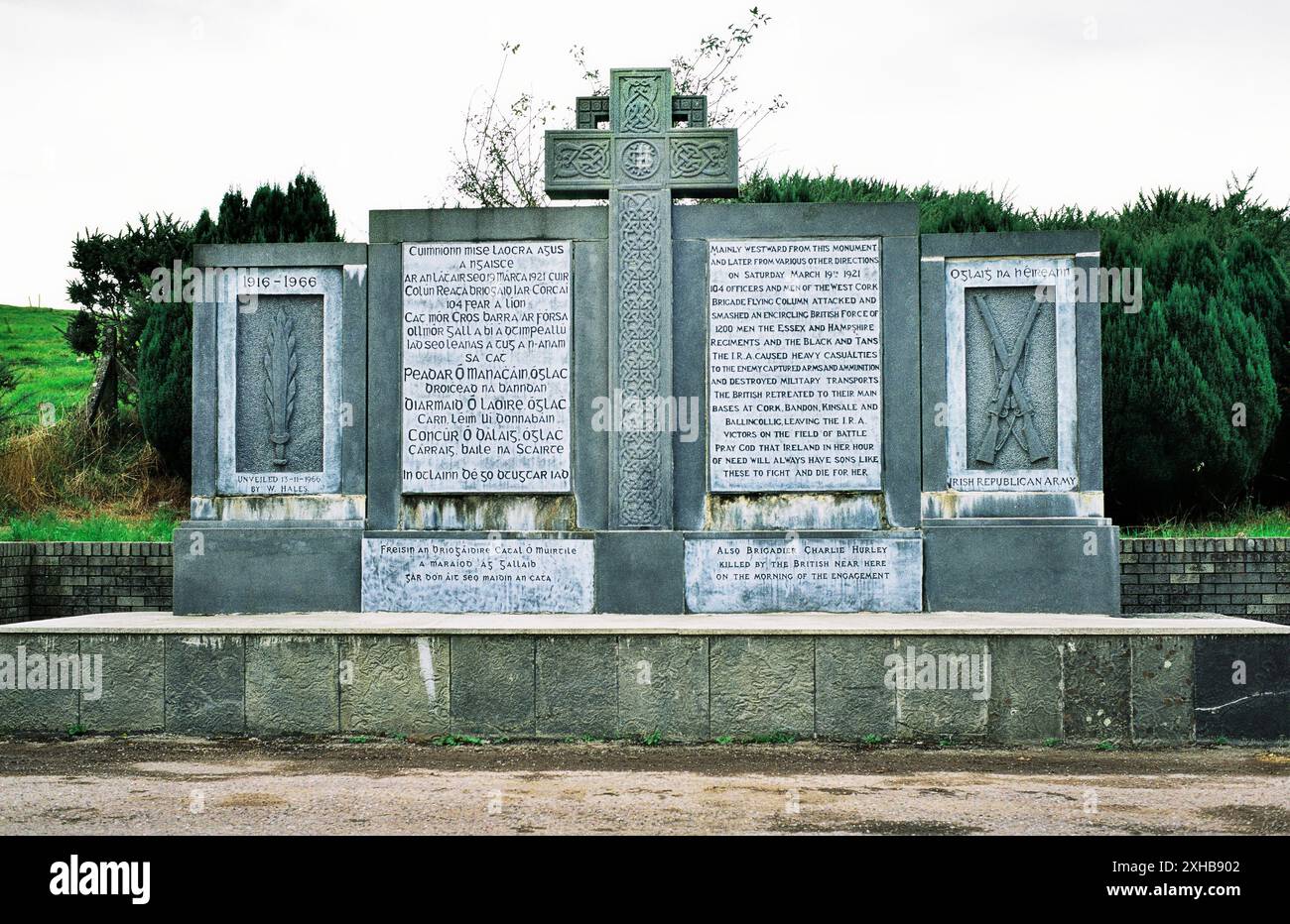 Denkmal im Dorf Crossbarry, Co. Cork, Irland. Hier Tom Barry Brigade IRA fliegen Spalte britischen Streitkräften angegriffen, 1921 Stockfoto