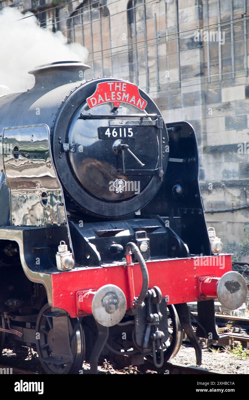 Dalesman Dampfzug. Machen Sie es sich mit der Carlisle Dampfeisenbahn in Yorkshire & Cumbria, Großbritannien, gemütlich. Stockfoto