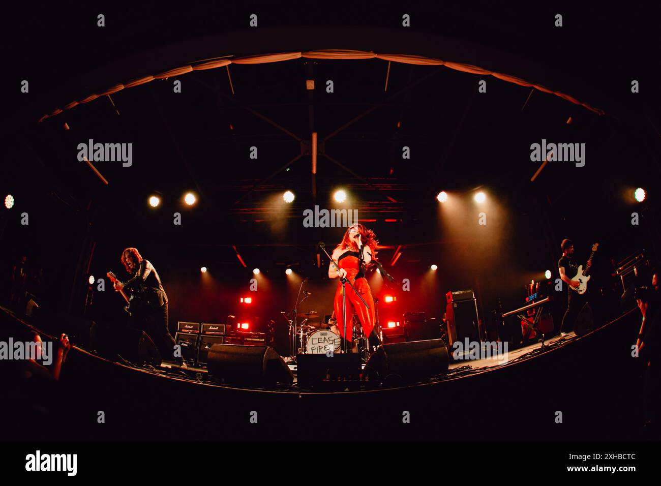 Die us-amerikanische Band The Last International tritt live in Turin auf und eröffnet für Tom Morello Stockfoto