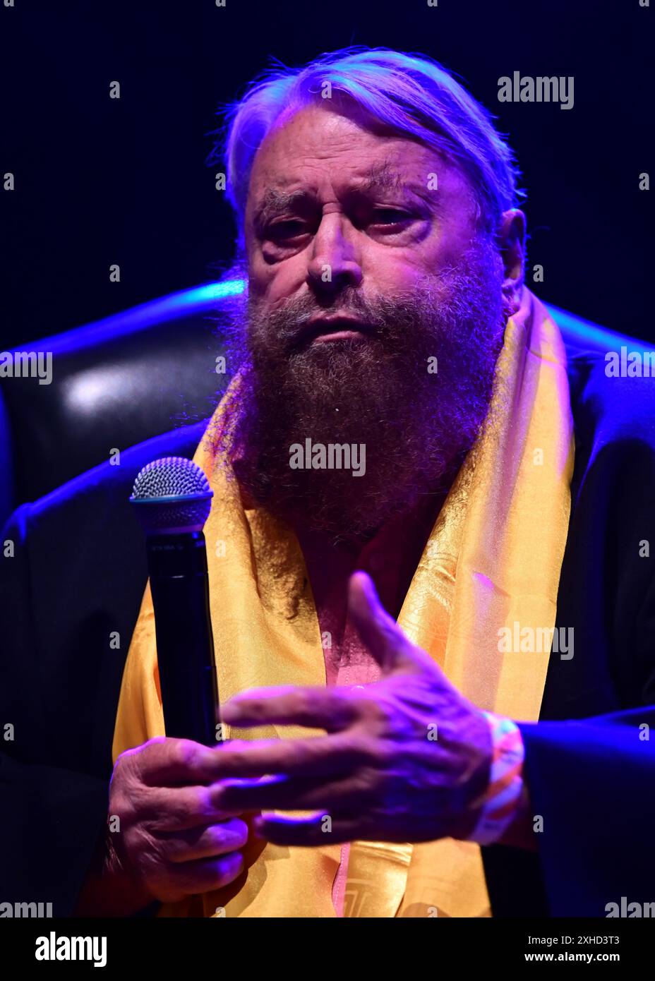 LONDON, ENGLAND - 13. JULI 2024: Brian Blessed tritt am 13. Juli 2024 beim Kaleidoscope Festival 2024 im Alexandra Palace Park auf. (Quelle: Siehe Li/Picture Capital/Alamy Live News Stockfoto