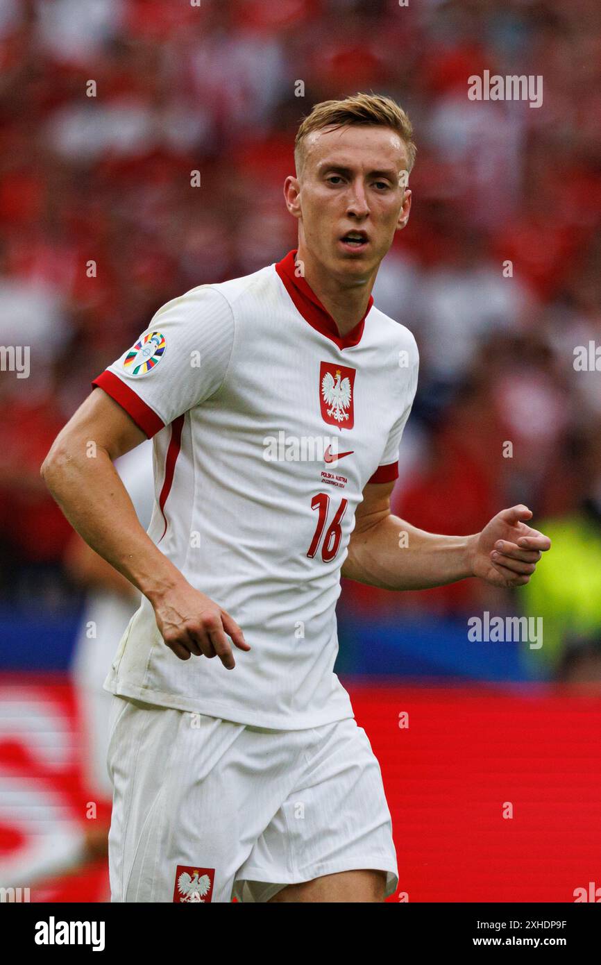 Adam Buksa während des Spiels der UEFA Euro 2024 zwischen den Nationalmannschaften Polens und Österreichs im Olympiastadion Berlin (Maciej Rogowski) Stockfoto