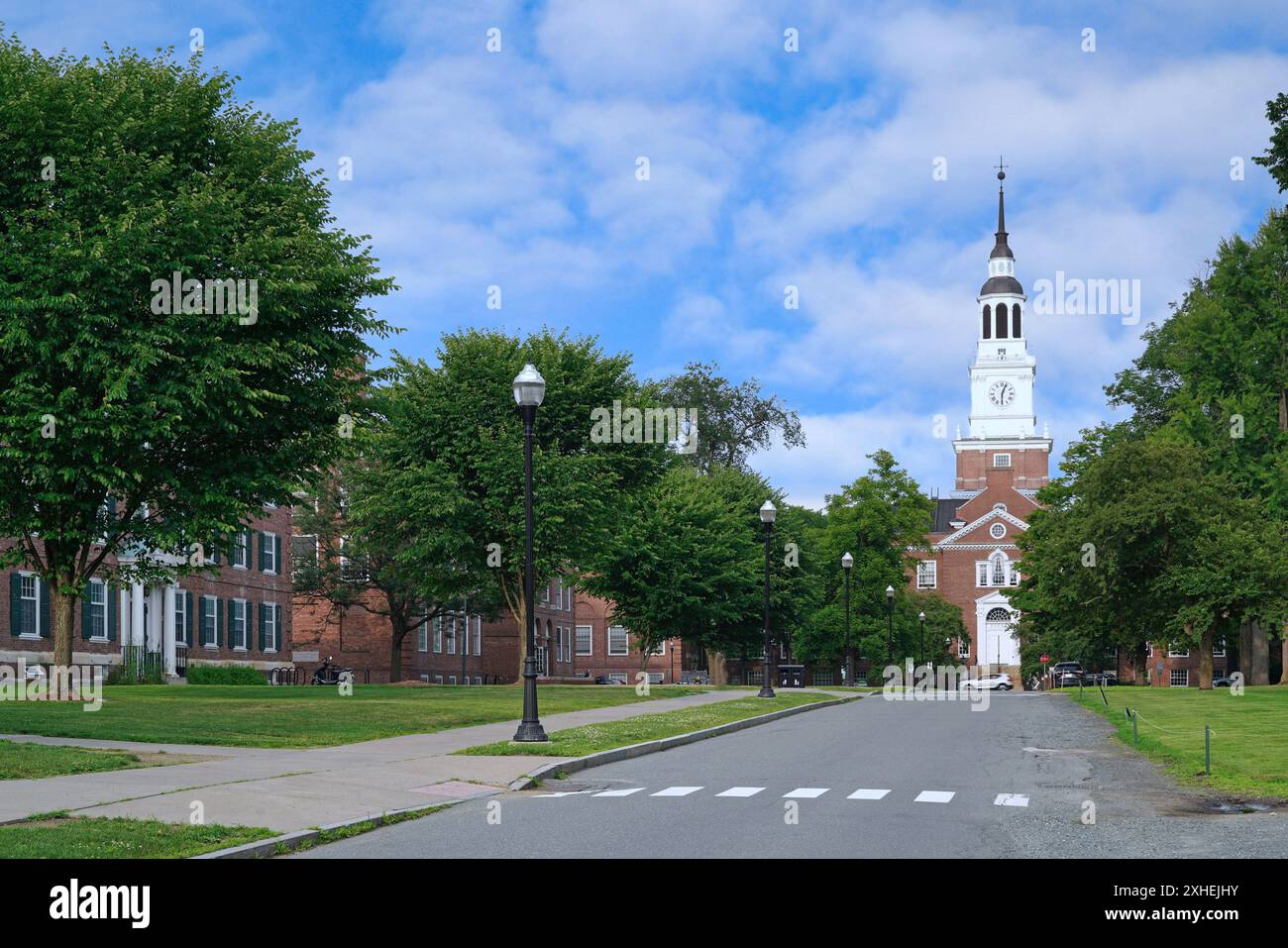 Dartmouth College, Ivy League Universität aus der Kolonialzeit, baumgesäumter Campus Stockfoto Dartmouth College, Ivy League Universität aus der Kolonialzeit, baumgesäumter Campus Stockfoto