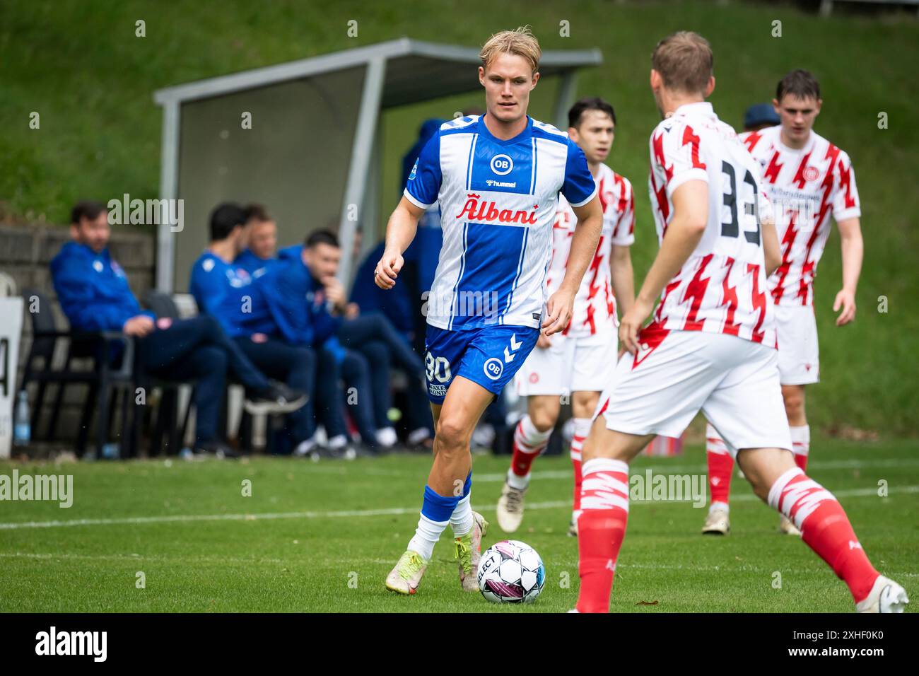 Middelfart, Dänemark. Juli 2024. Max Fenger (30) von Odense BK während eines Testspiels zwischen Odense Boldklub und Aalborg BK im Middelfart Stadion in Middelfart. Stockfoto