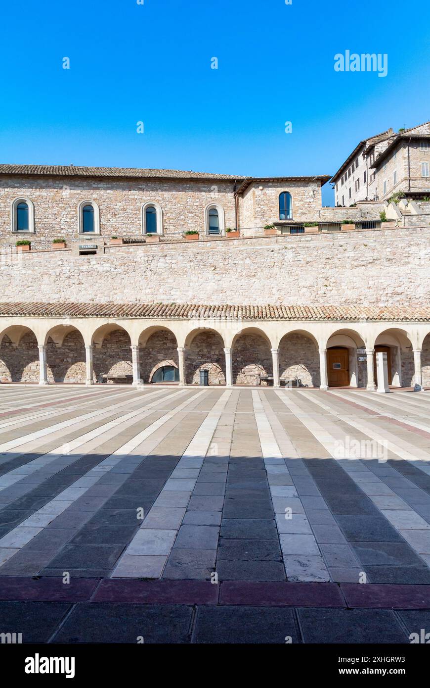 Assisi, Provinz Perugia, Italien, italienische gotische Architektur der Basilika Papale di San Francesco, nur Editorial. Stockfoto