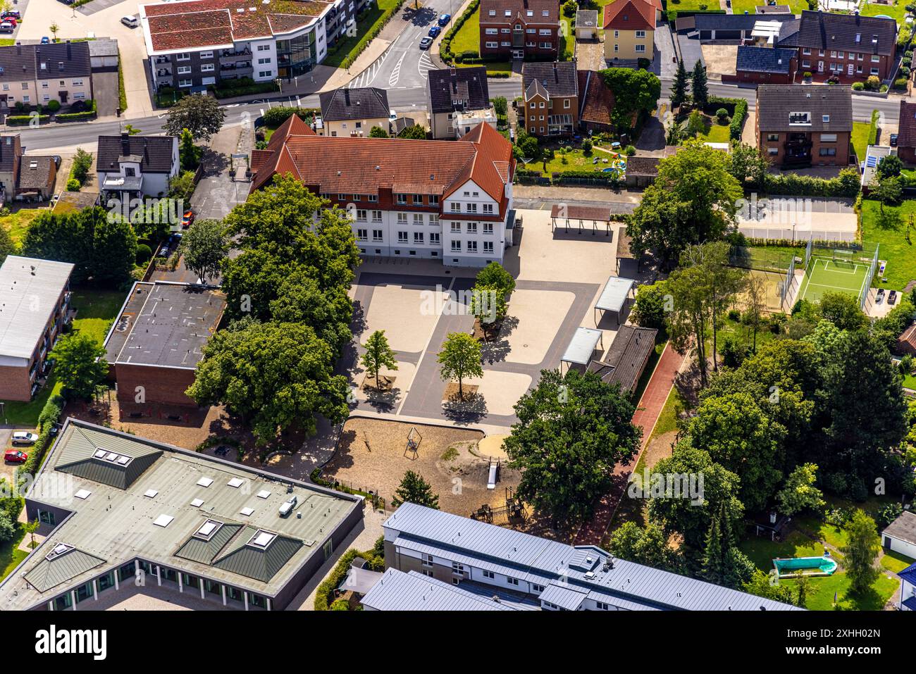 Luftbild, Lessingschule Grundschule, Stadtbezirk Herringen, Hamm, Ruhrgebiet, Nordrhein-Westfalen, Deutschland ACHTUNGxMINDESTHONORARx60xEURO *** Luftaufnahme, Grundschule Lessingschule, Bezirk Herringen, Hamm, Ruhrgebiet, Nordrhein-Westfalen, Deutschland ATTENTIONxMINDESTHONORARx60xEURO Stockfoto