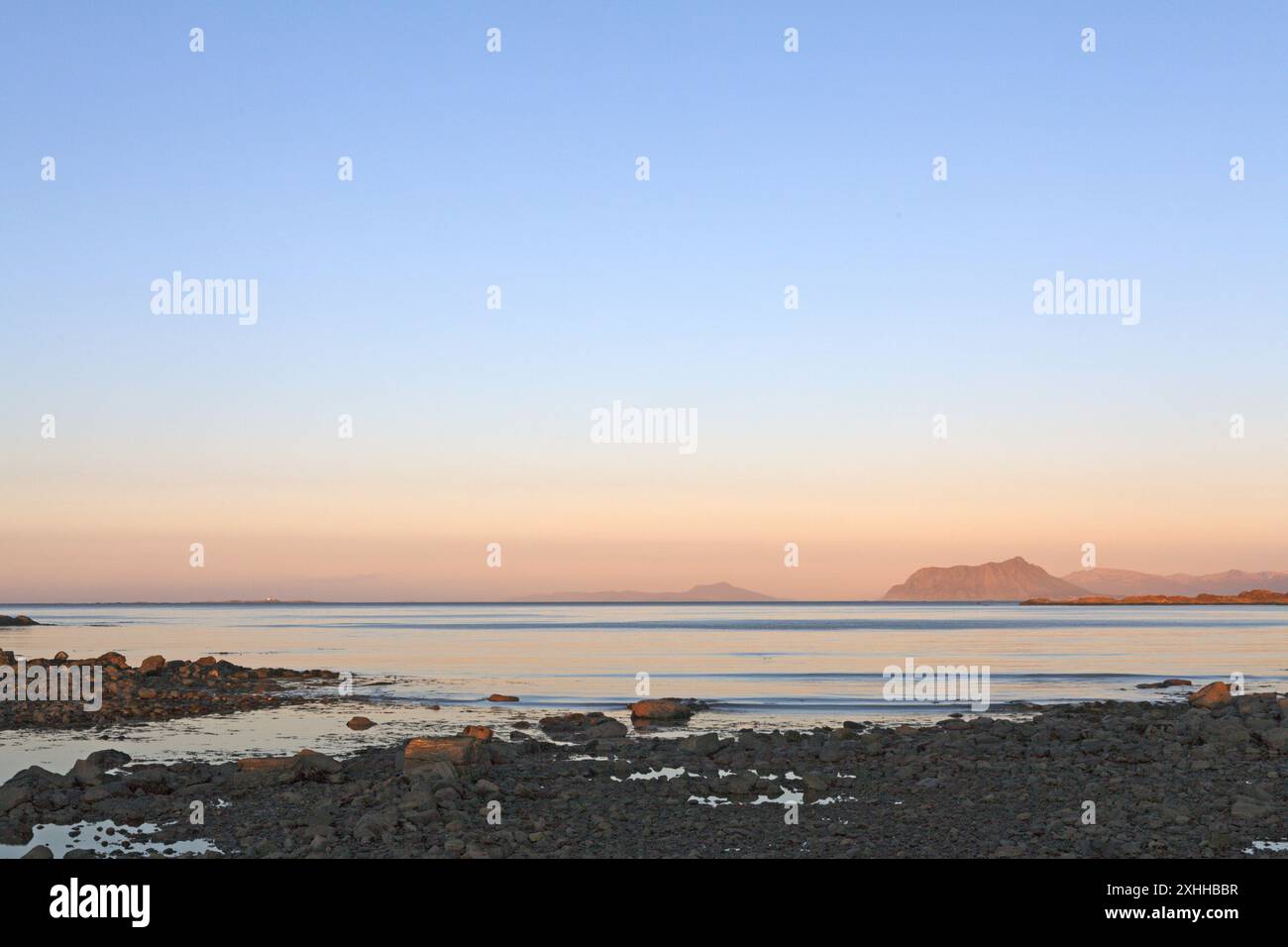 Fjorde von Westnorwegen außerhalb von Aalesund Stockfoto