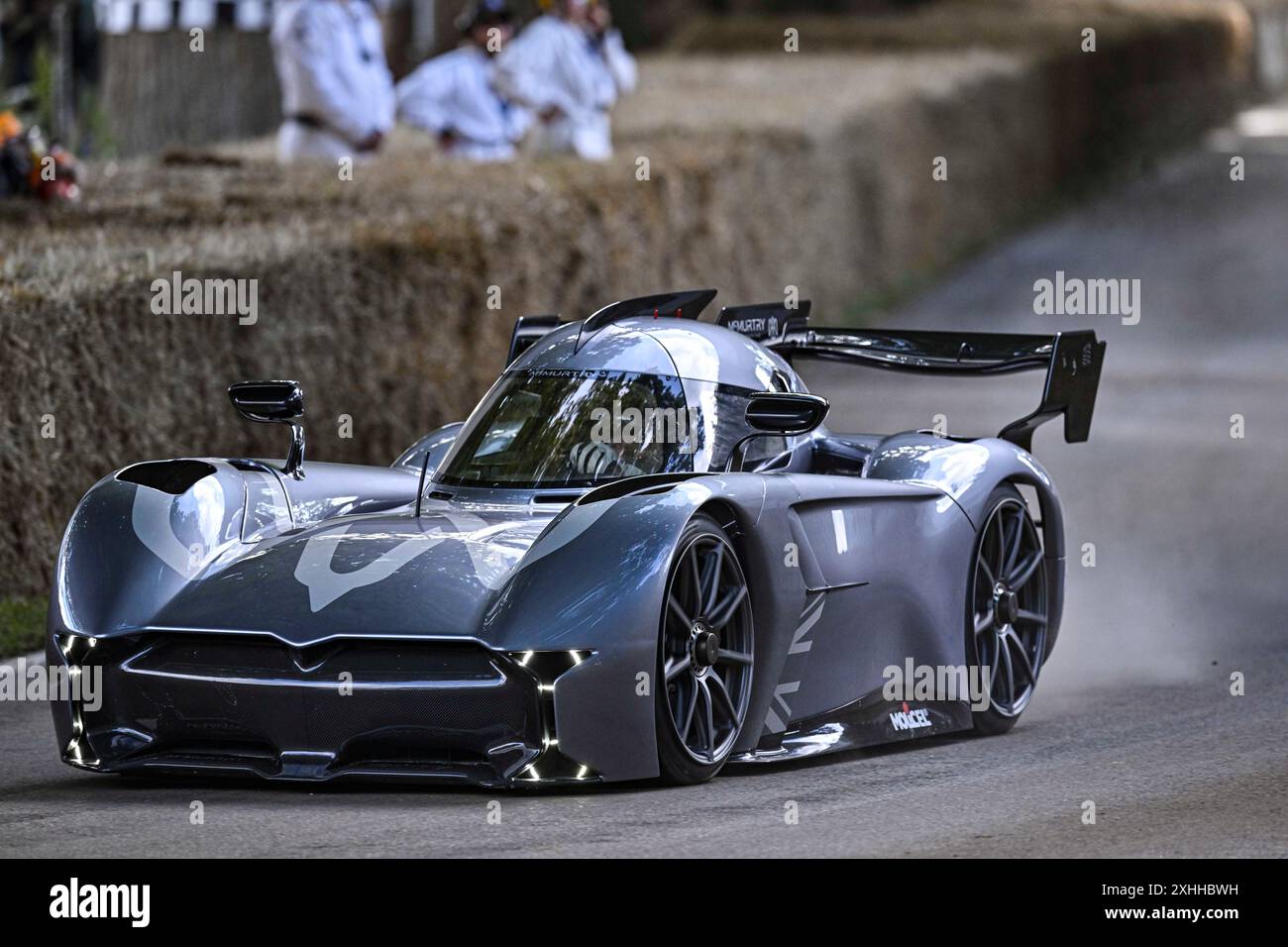 Goodwood House, Chichester, Großbritannien. Juli 2024. Goodwood Festival of Speed Day 4; The McMurtry Speirling, getrieben von Alex Summers Credit: Action Plus Sports/Alamy Live News Stockfoto