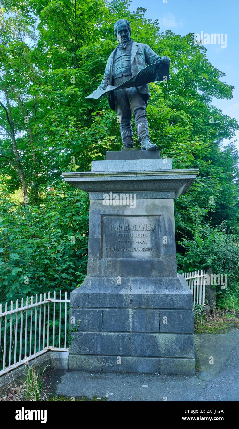 Statue von David Davies, Gründer von Barry Docks, in Llandinam, nahe Newtown, Powys, Wales Stockfoto