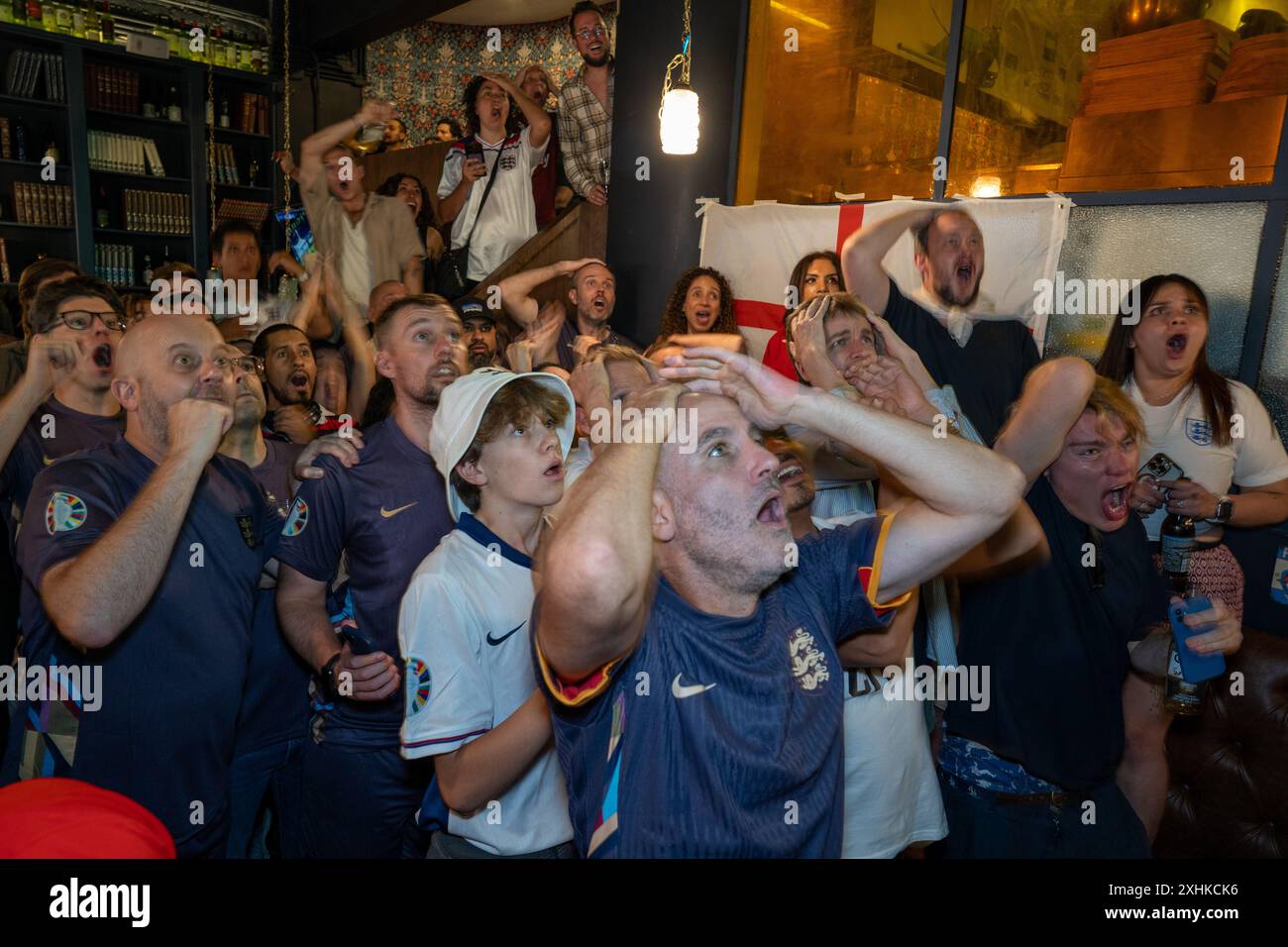 Mexiko-Stadt, Mexiko-Stadt. Juli 2024. England-Fans sehen England beim Finale der Europameisterschaft 2024, Mexiko-Stadt, Mexiko-Stadt, 14. Juli 2024 gegen Spanien. Quelle: Lexie Harrison-Cripps/Alamy Live News Stockfoto