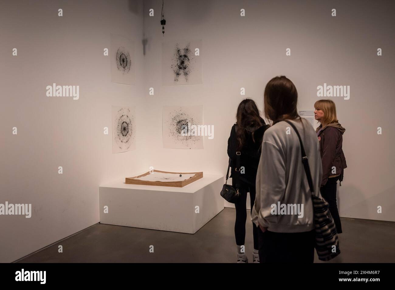 Zeitgenössische Installation im Istanbul Modern oder Istanbul Museum of Modern Art, einer Galerie für zeitgenössische Kunst, Istanbul, Türkei Stockfoto