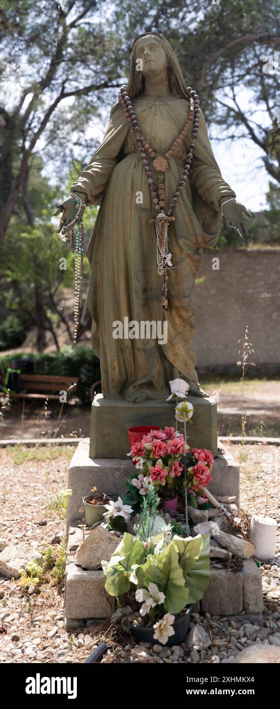 Die Statue unserer Lieben Frau von Beauegard, Orgon Notre-Dame-de-Beauregard, Frankreich. Stockfoto