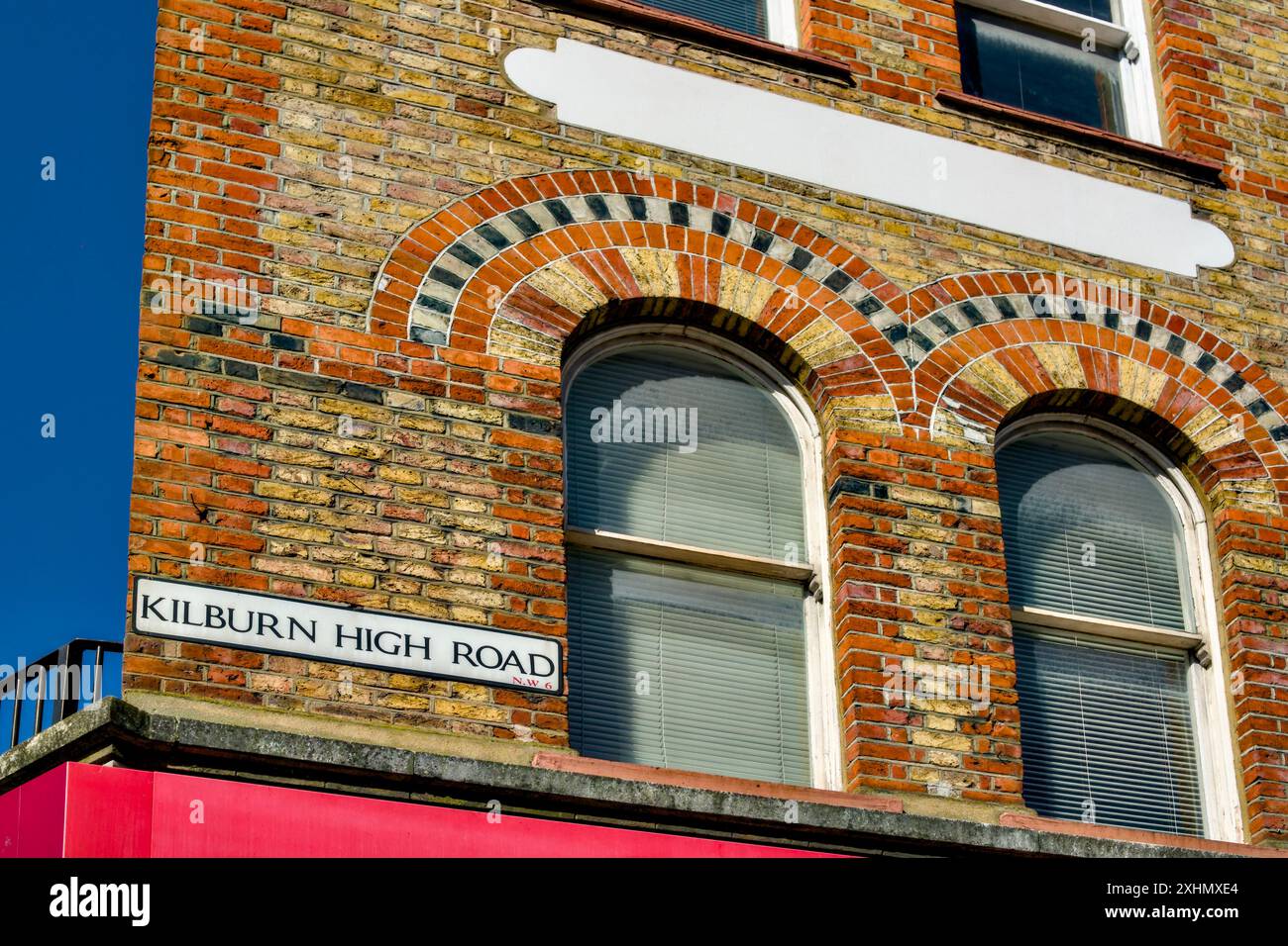 Kilburn High Road, Borough of Brent, London, England, Großbritannien Stockfoto