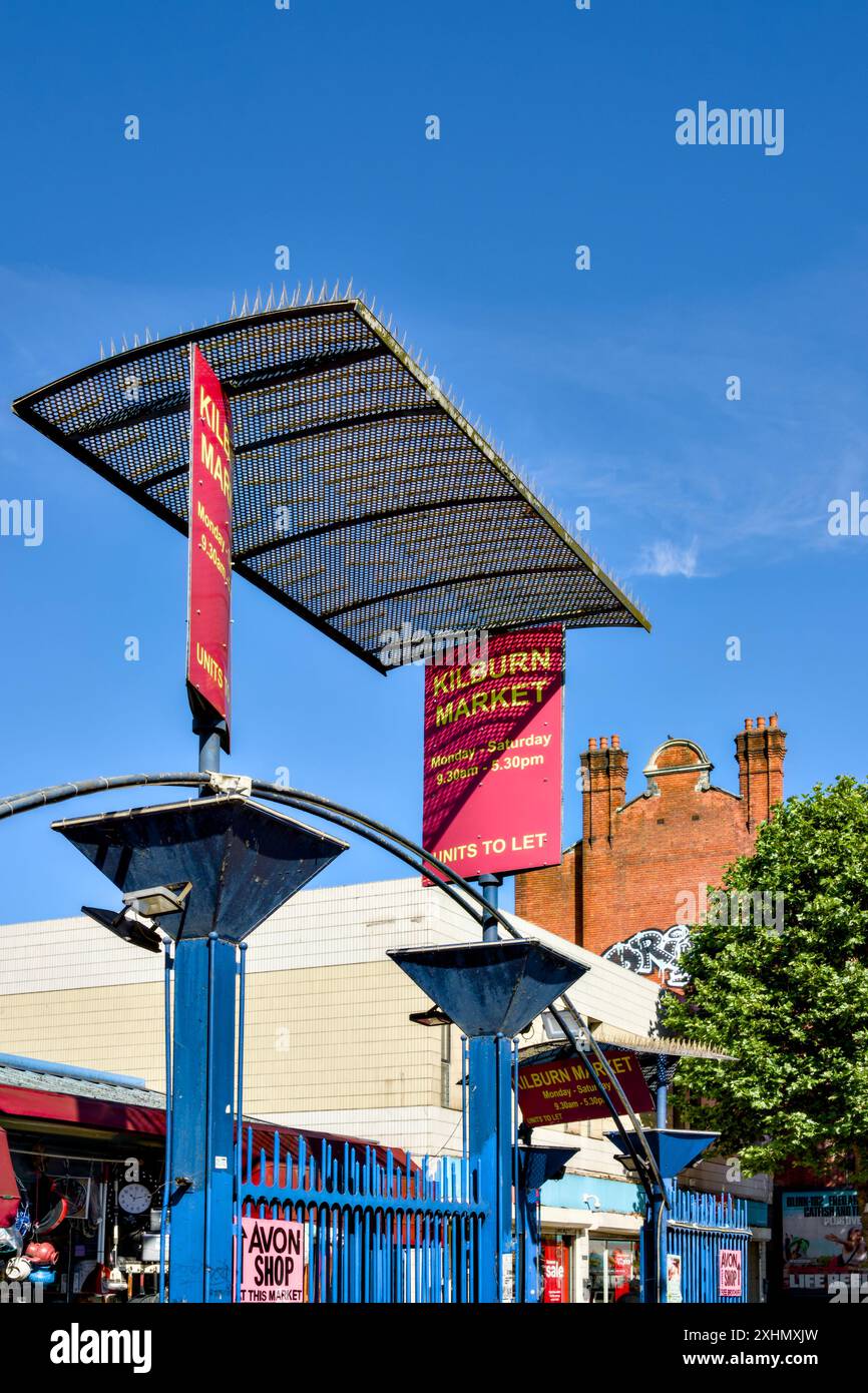 Kilburn High Road, Borough of Brent, London, England, Großbritannien Stockfoto