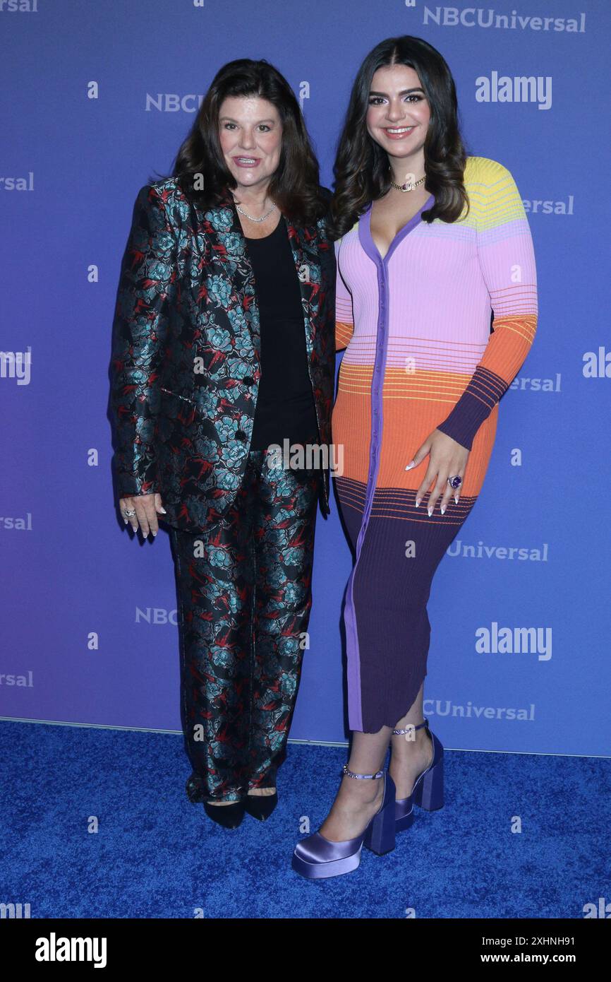 LOS ANGELES - 14. JUL: Ann Serrano Lopez, Mayan Lopez bei der NBCUniversal TCA Press Tour im Langham Hotel am 14. Juli 2024 in Pasadena, CA Stockfoto