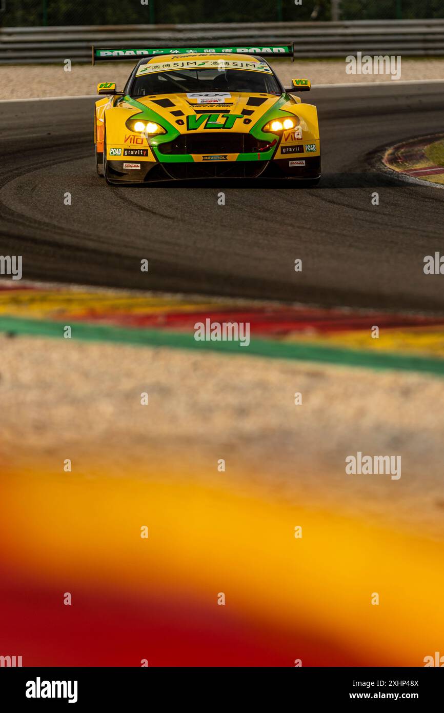 Franchorchamps, Belgien, 27. Juni 2024, #507 Alexander Lienau/Stephan Jocher (DE/DE) - Aston Martin V12 Vantage GT3/2011 während des CrowdStrike S 2024 Stockfoto