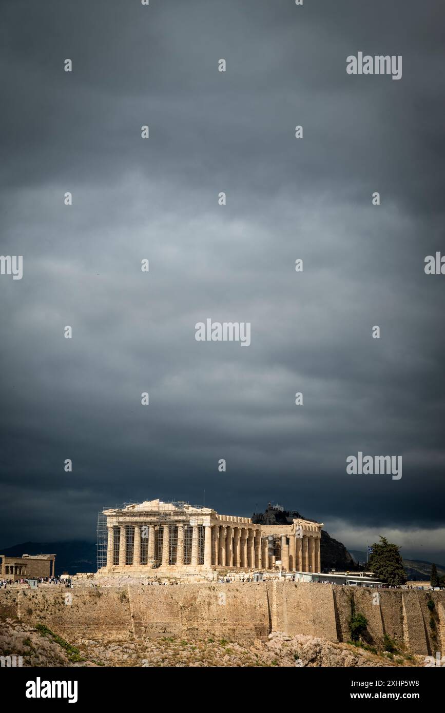 Parthenon, ein ehemaliger Tempel der Göttin Athena, galt als dauerhaftes Symbol des antiken Griechenlands, der Demokratie und der westlichen Zivilisation, ACR Stockfoto