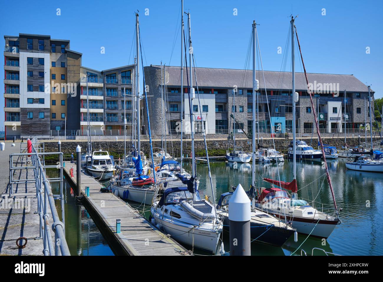 Victoria Dock, ein Yachthafen in Caernarfon, Nordwales Stockfoto