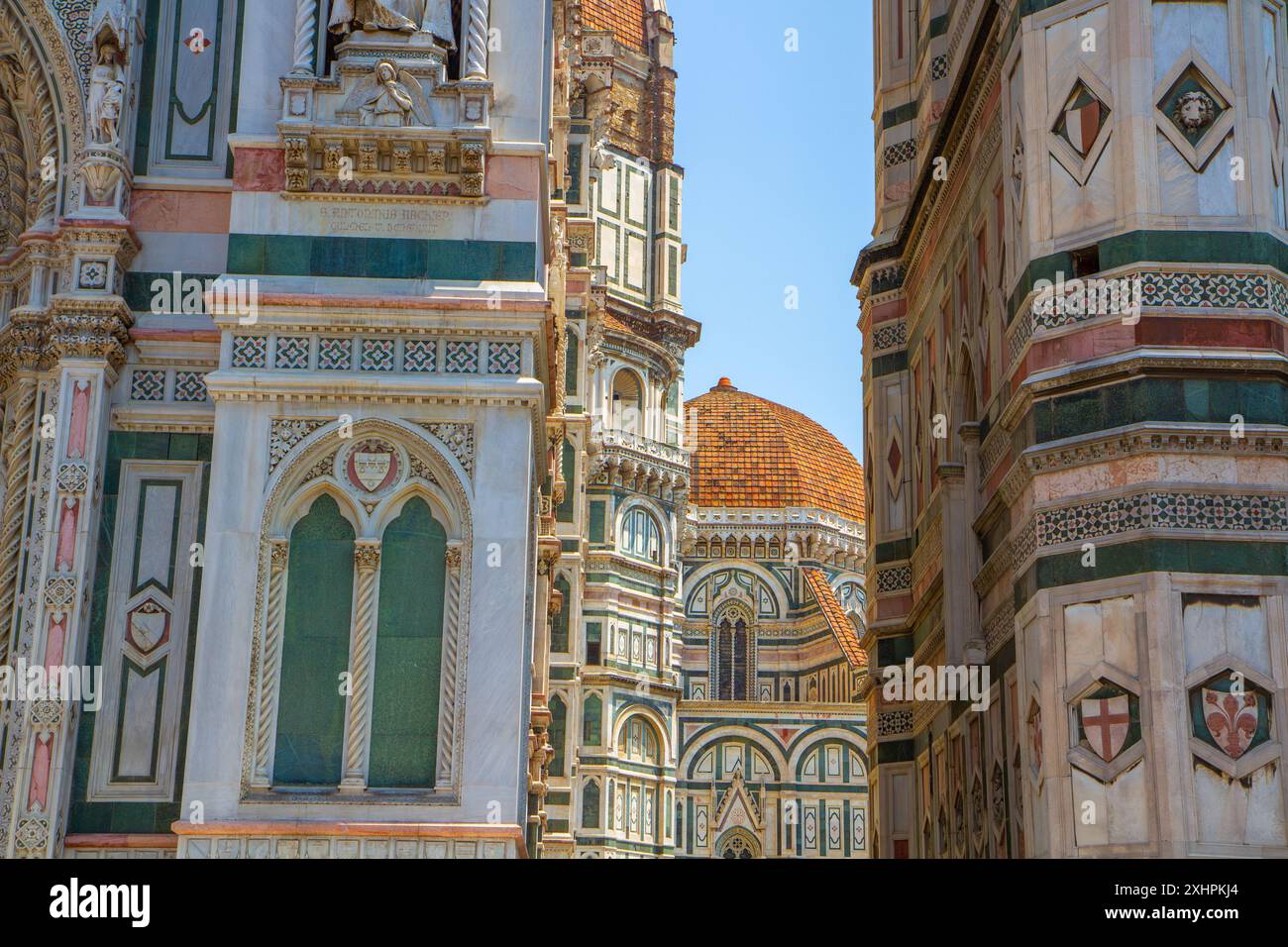 Blick auf die Kathedrale von Florenz mit ihrer Kuppel. Florenz, Toskana, Italien. Stockfoto