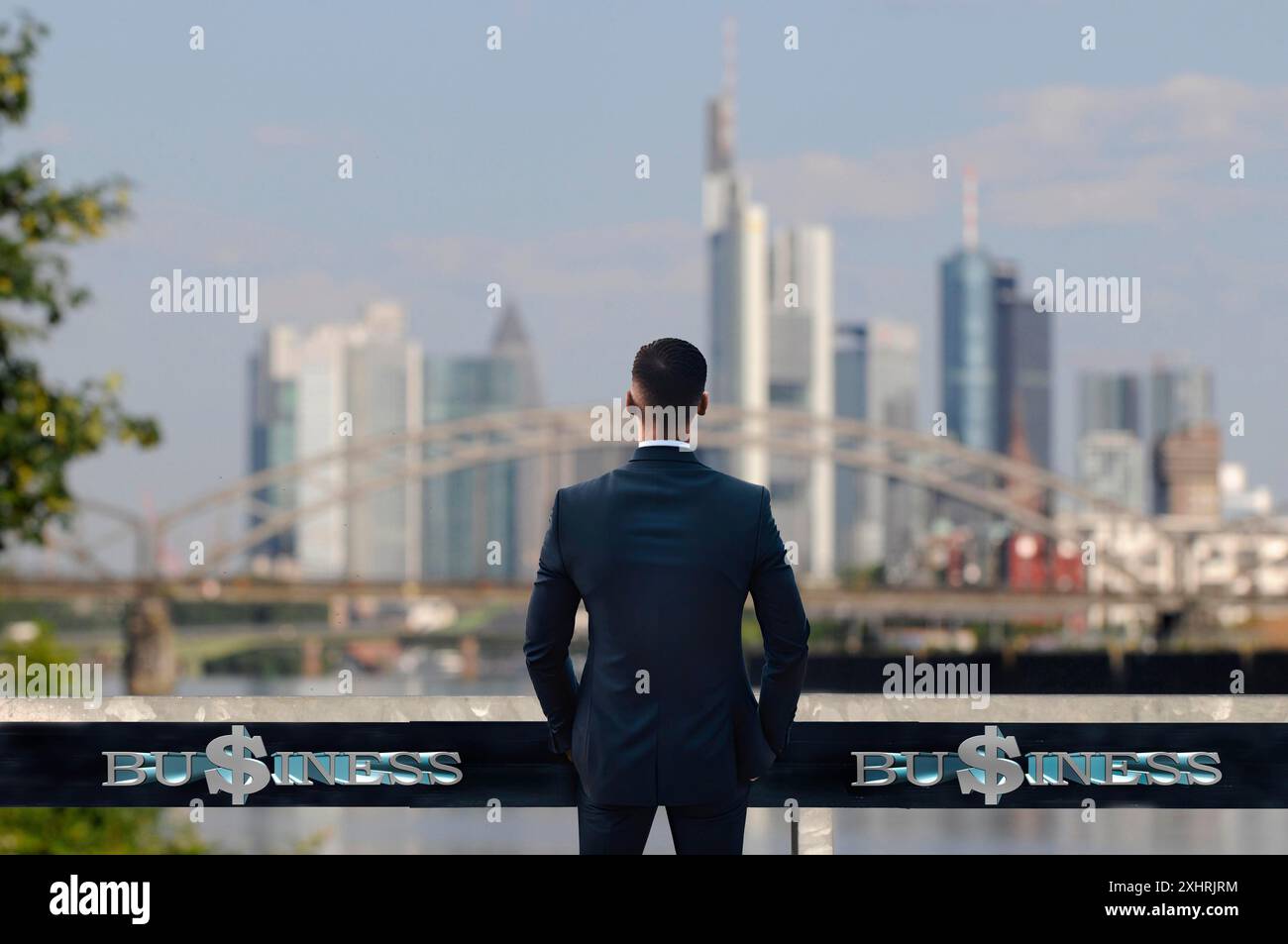 Symbolfoto, Finanzwirtschaft, Banken, Geldflüsse, Kapitalmarkt, Währung, Euro, Zinssätze, Schulden, Europäische Gemeinschaft, Deutschland, Frankfurt am Stockfoto