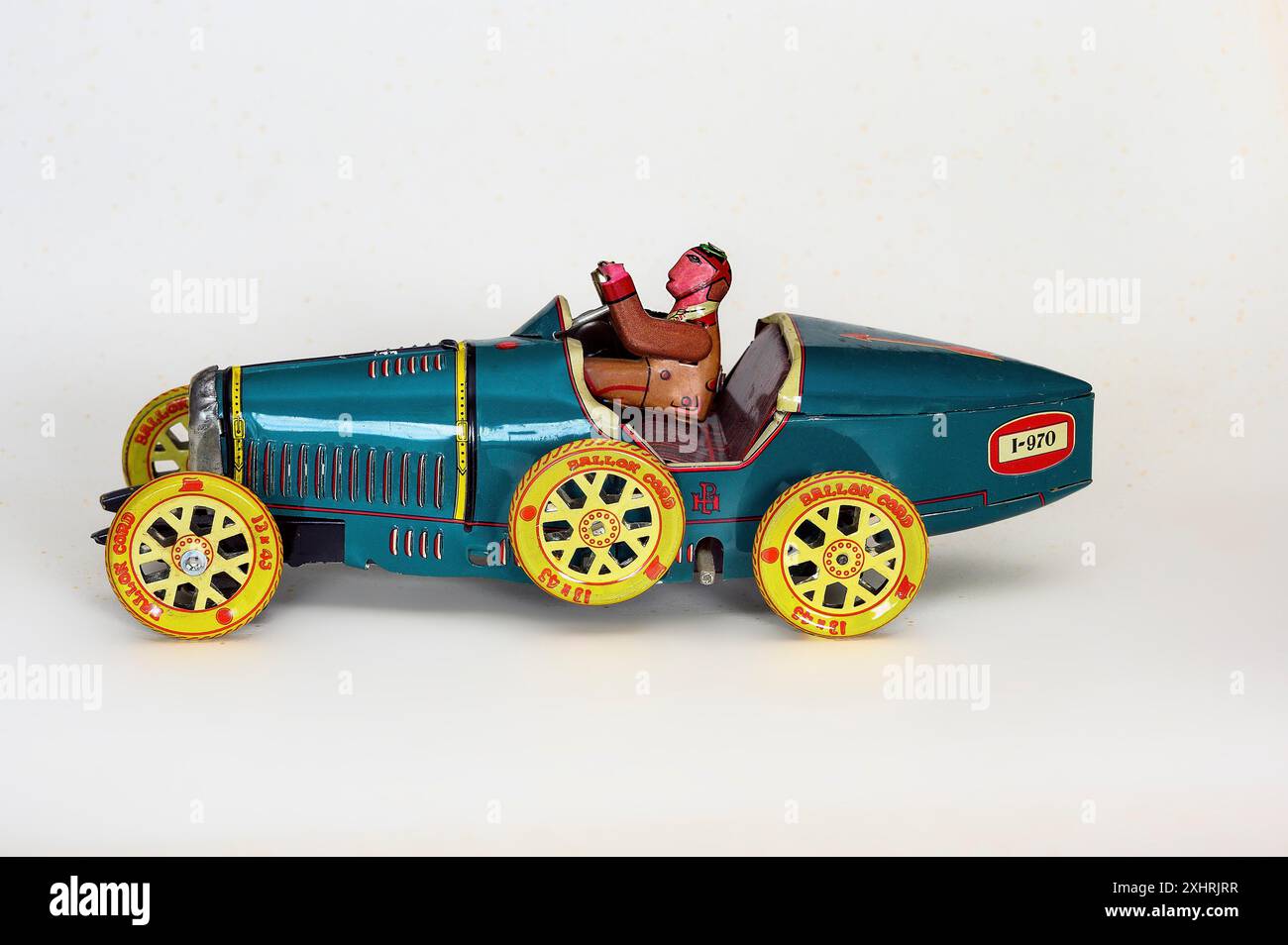 Blechspielzeug, alter Bugatti-Rennwagen mit Fahrer, Bayern, Deutschland Stockfoto