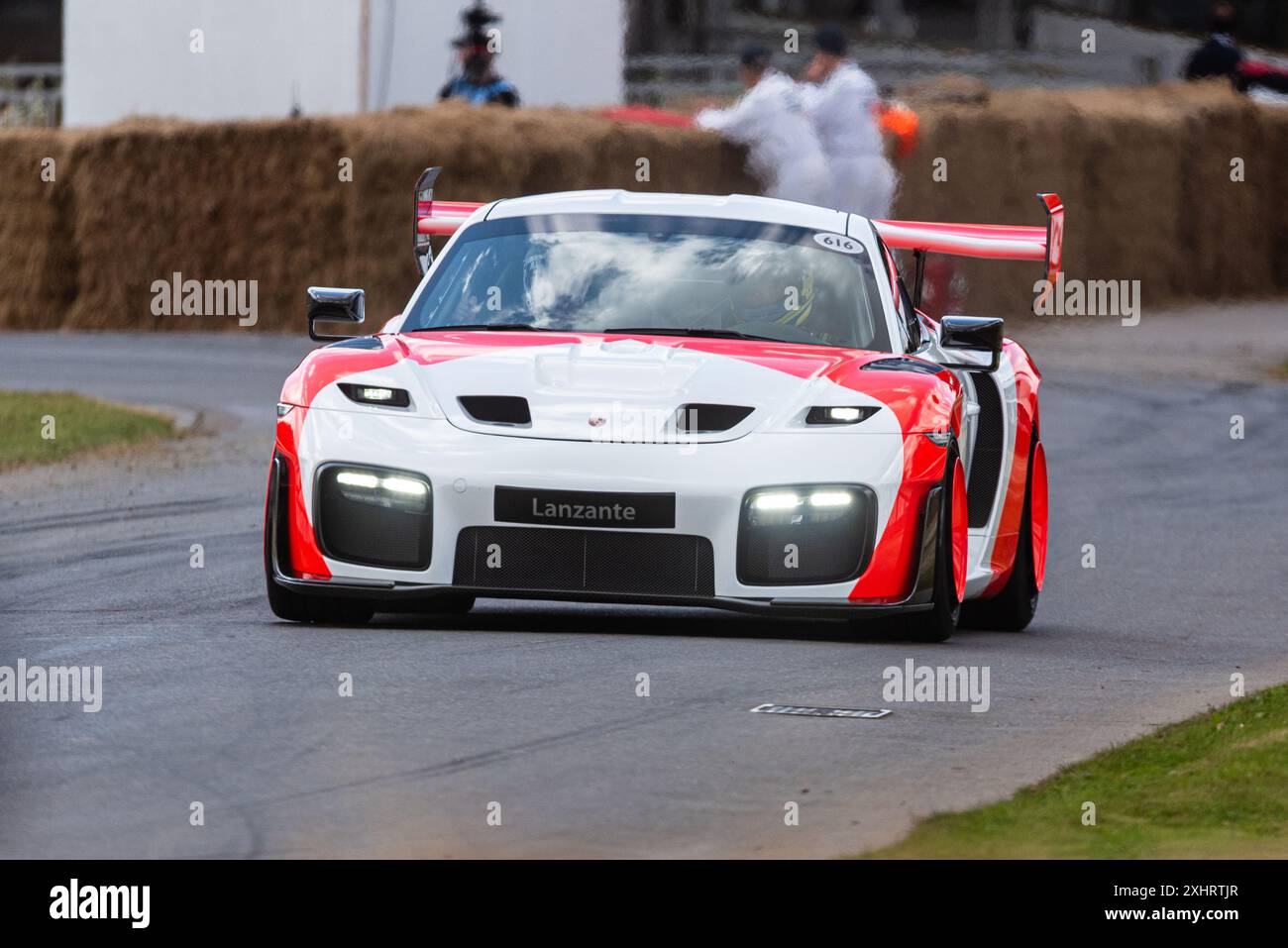 Porsche Lanzante 935 beim Goodwood Festival of Speed 2024 Motorsport Event in West Sussex, Großbritannien. Porsche 935 mit Straßenzulassung Stockfoto