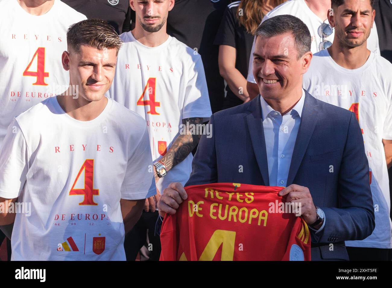 Pedro Sanchez während der Feier der UEFA EURO 2024 auf der Plaza de Colon in Madrid, am 15. Juli 2024 Spanien Stockfoto Pedro Sanchez während der Feier der UEFA EURO 2024 auf der Plaza de Colon in Madrid, am 15. Juli 2024 Spanien Stockfoto