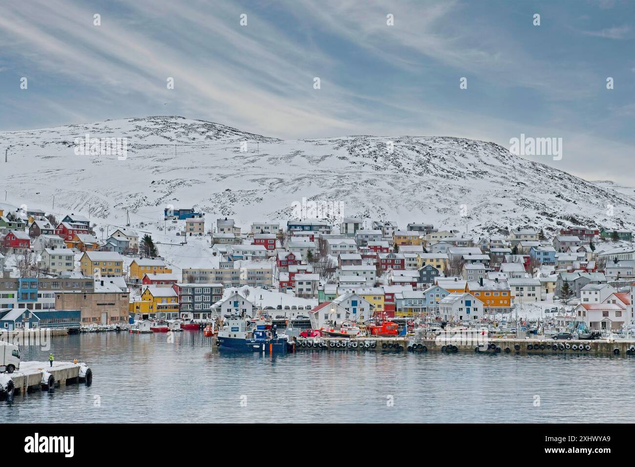 Der Stadthafen Honningsvag im arktischen Norwegen Stockfoto