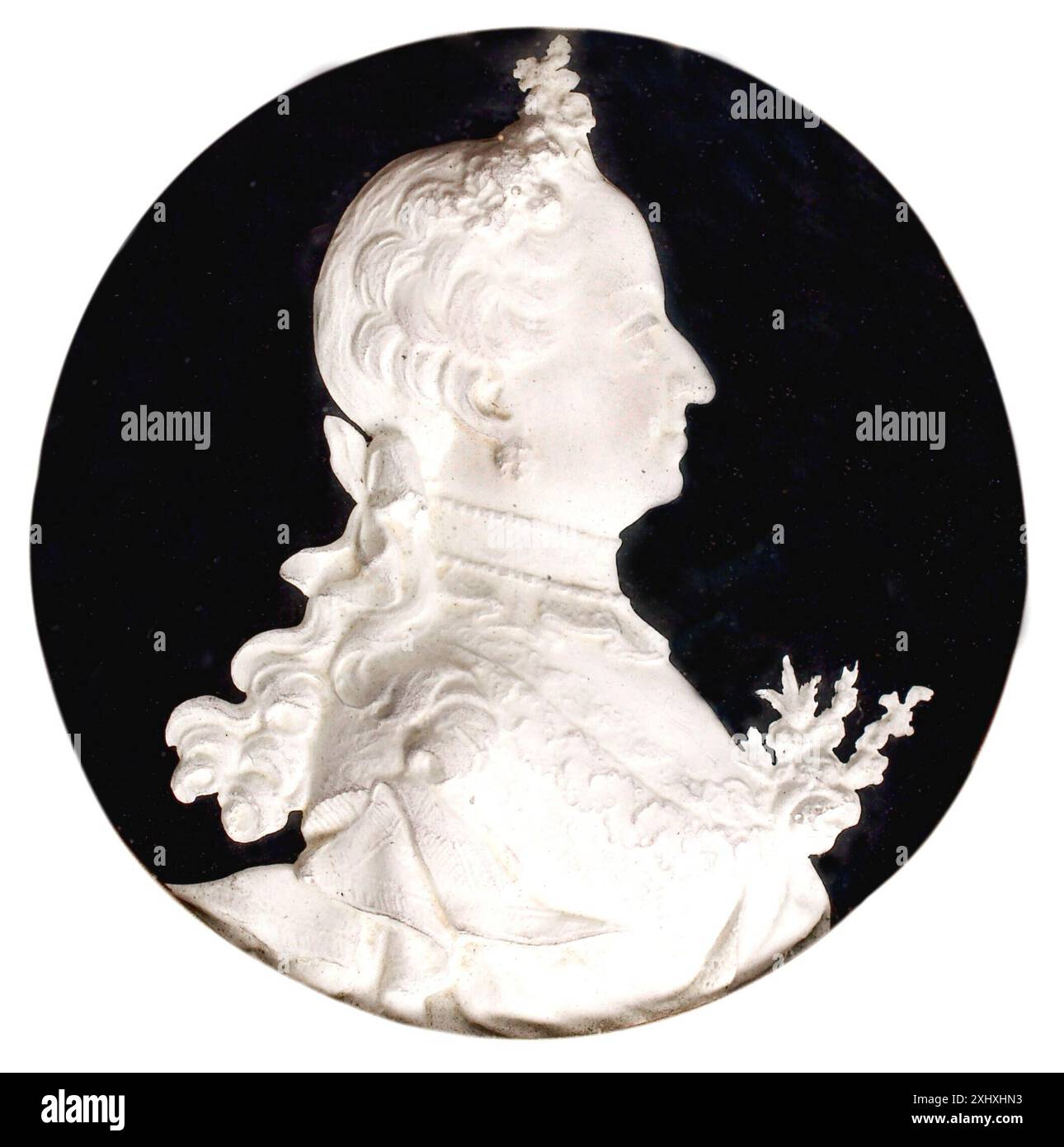 Relief mit Königin Caroline Mathilde, Ehefrau von Christian VII., geschaffen von Daniel Adzer (1732–1808) und Hartman Beeken (1743–1781). Stockfoto