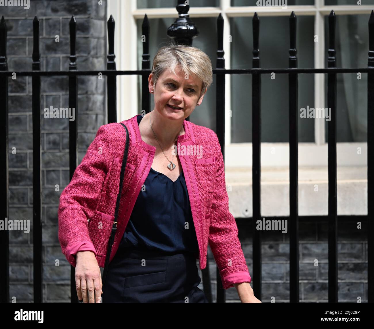 Downing Street, London, Großbritannien. Juli 2024. Minister der Regierung bei der Kabinettssitzung. Yvette Cooper Abgeordnete, Staatssekretärin für das Innenministerium. Quelle: Malcolm Park/Alamy Live News Stockfoto