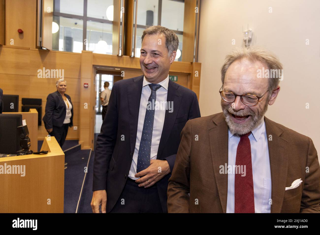 Brüssel, Belgien Juli 2024. Der scheidende Premierminister Alexander de Croo und Peter de Roover von N-VA wurden während einer Sondersitzung zur Eidesablegung des scheidenden Premierministers de Croo als Kammermitglied in der Kammer des Bundesparlaments in Brüssel am Dienstag, den 16. Juli 2024, dargestellt. BELGA FOTO NICOLAS MAETERLINCK Credit: Belga News Agency/Alamy Live News Stockfoto